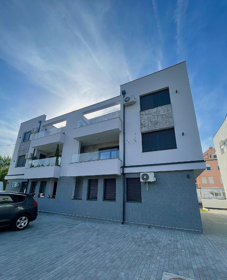 Apartman Mik Новий Сад Екстер'єр фото