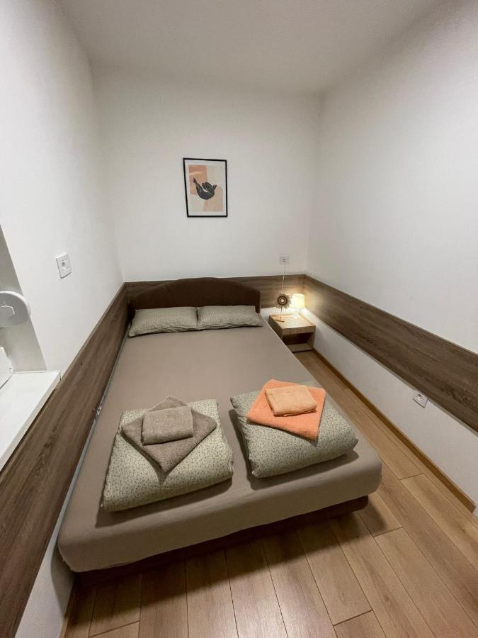 Apartman Mik Новий Сад Екстер'єр фото
